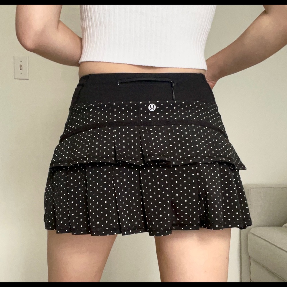 Lululemon Pace Setter Skirt (black polka dot)